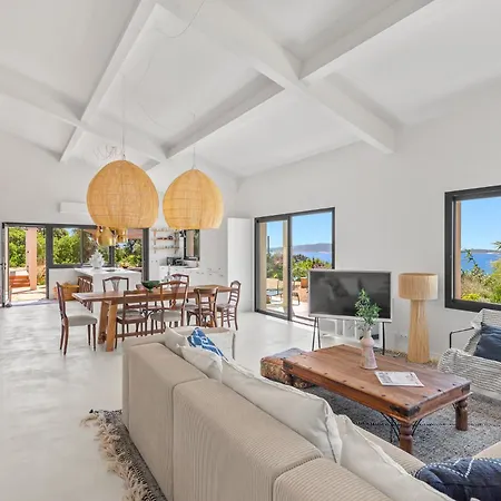 Maison Douce By Terrys Homes Ιέρ
