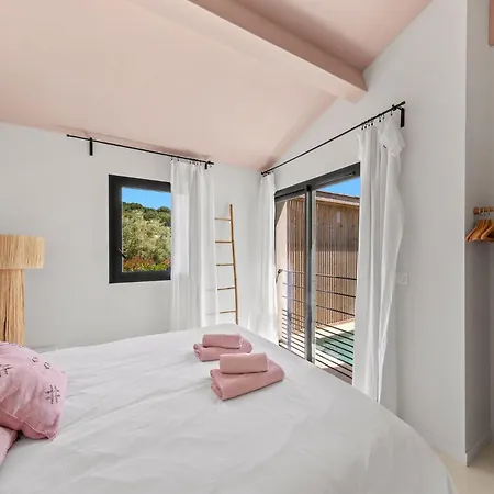 Maison Douce By Terrys Homes Βίλα